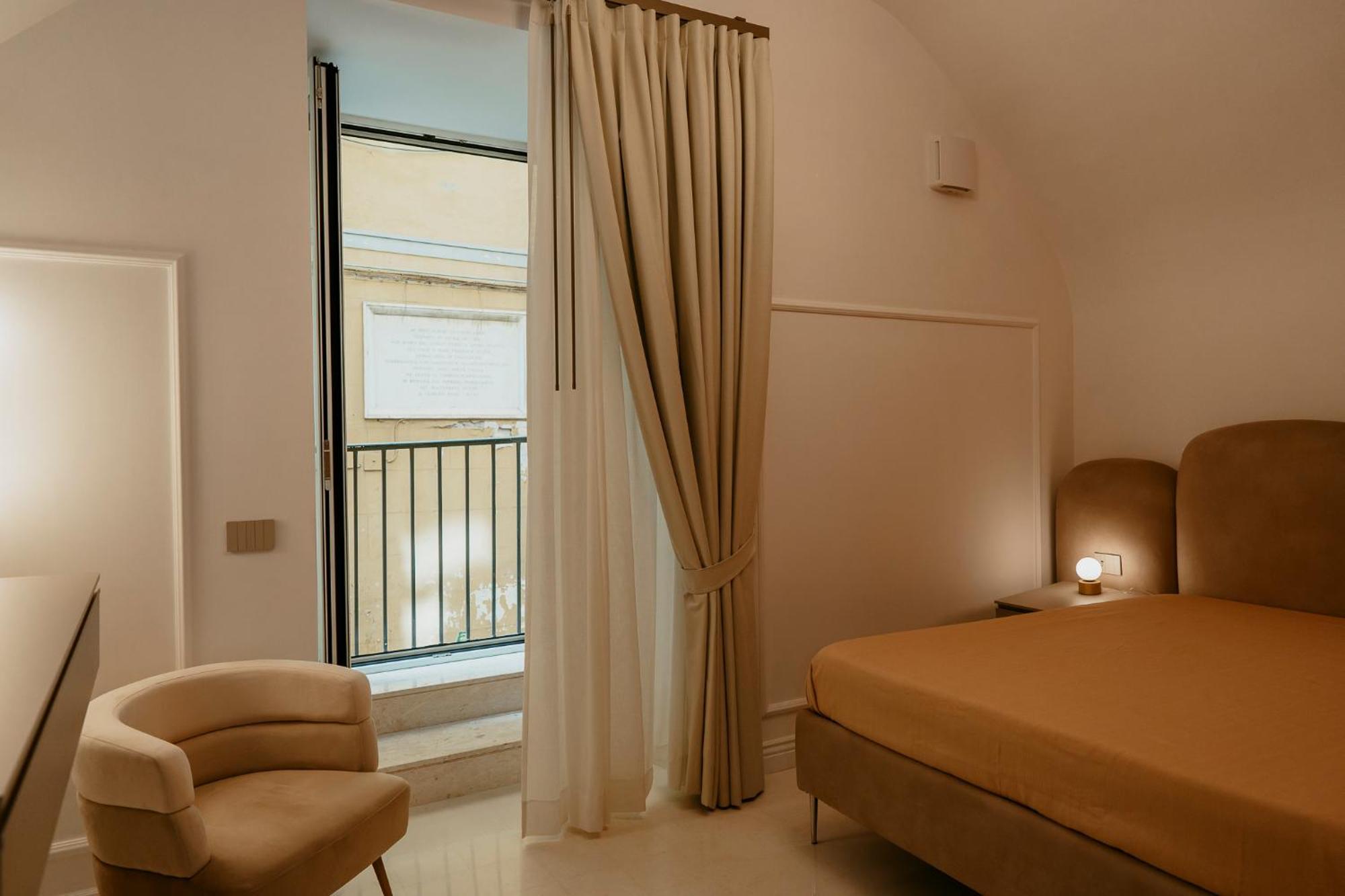 Luxury Apartment-Quartieri Spagn By Alux38 Napoli Eksteriør billede